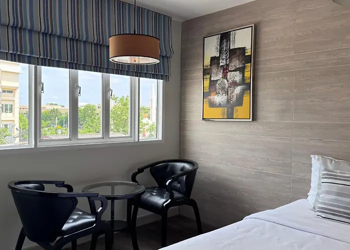 Hotell Methavalai 3*
