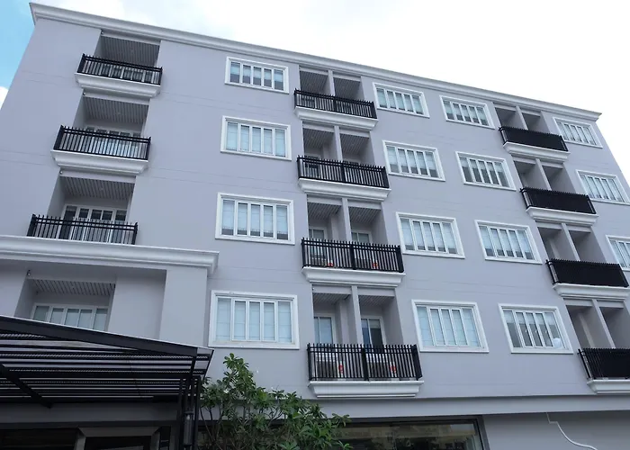 Hotell Methavalai 3*